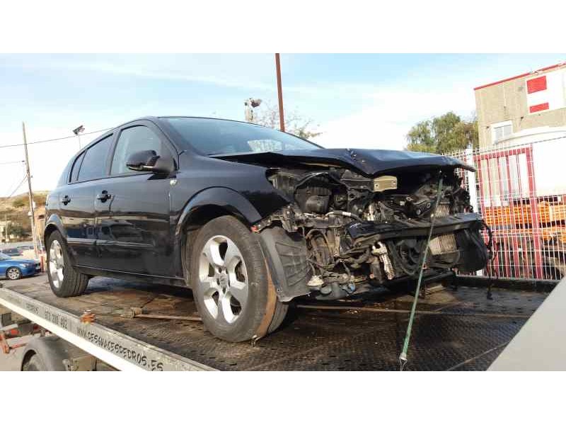 opel astra h berlina del año 2005