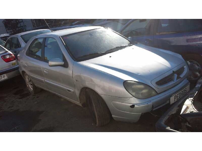 citroën xsara berlina del año 2004