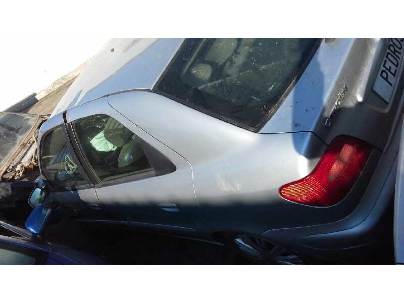 citroën xsara berlina del año 2004