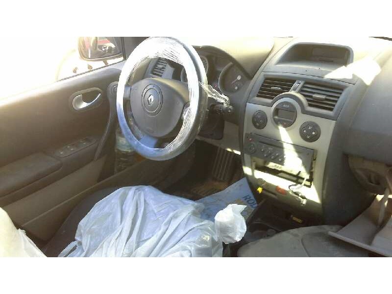 renault megane ii berlina 5p del año 2004