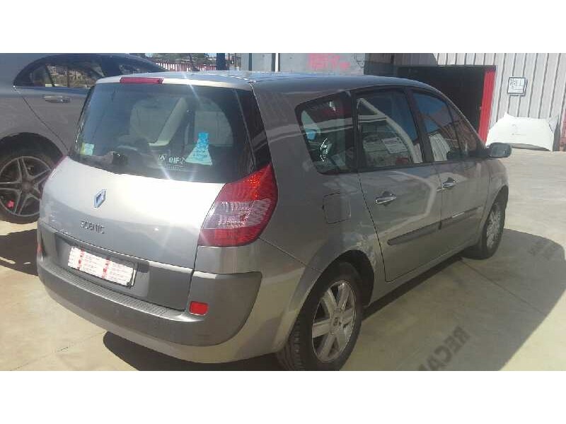 renault scenic ii del año 2005