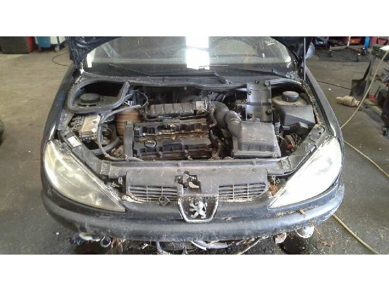 peugeot 206 berlina del año 2002