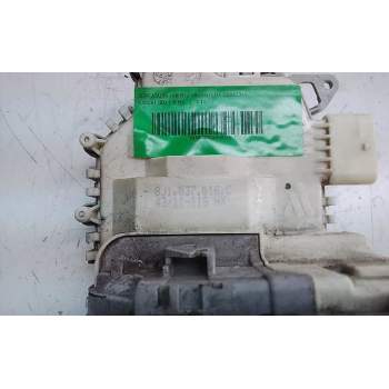Recambio de cerradura puerta delantera derecha para audi a1 (8x) 1.6 tdi referencia OEM IAM 8J1837016C  
