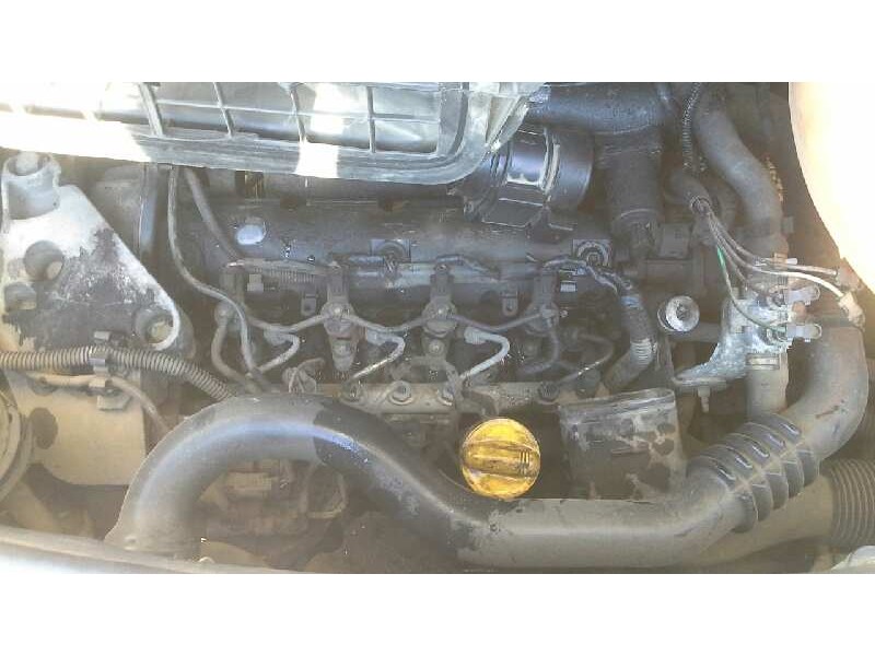 nissan primastar (x83) del año 2006