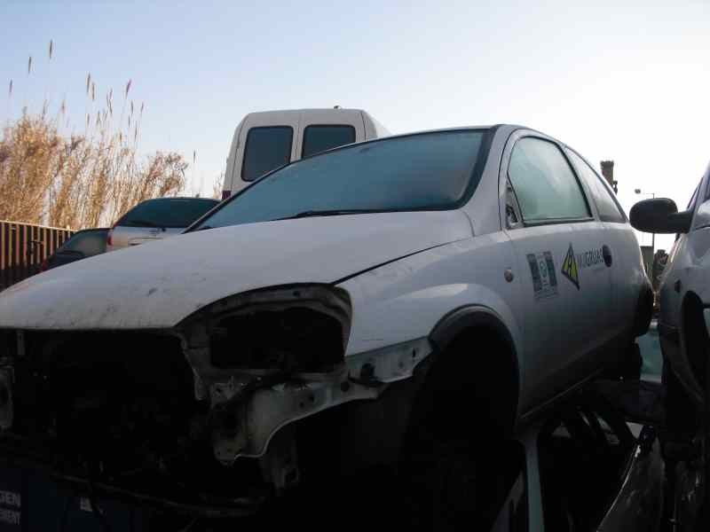opel corsa c del año 2002
