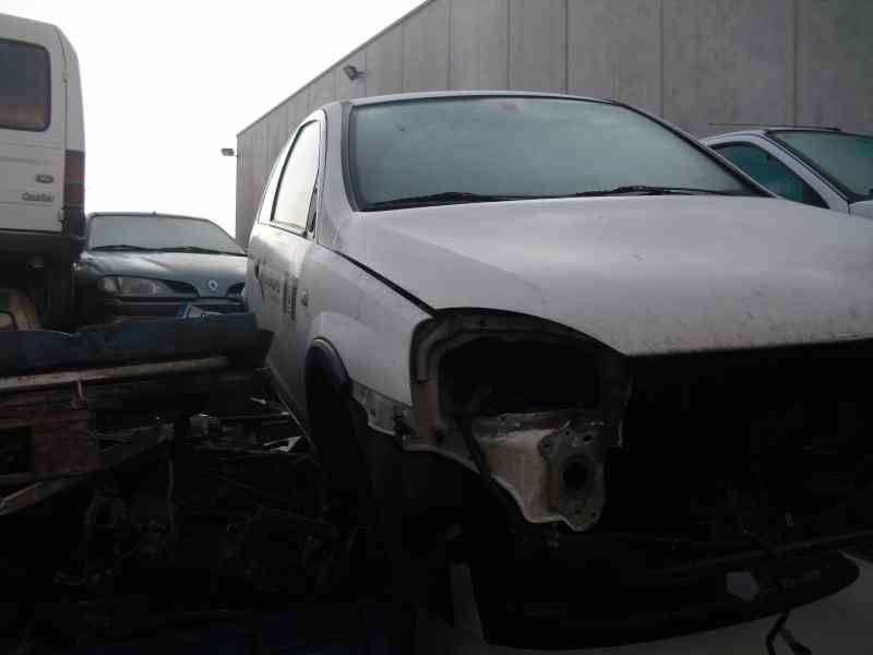 opel corsa c del año 2002