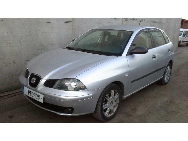 seat ibiza (6l1) del año 2004