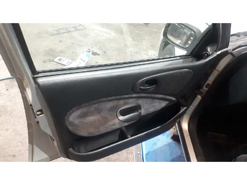 ford escort berlina/turnier del año 1998