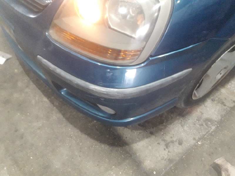 nissan almera tino (v10m) del año 2001