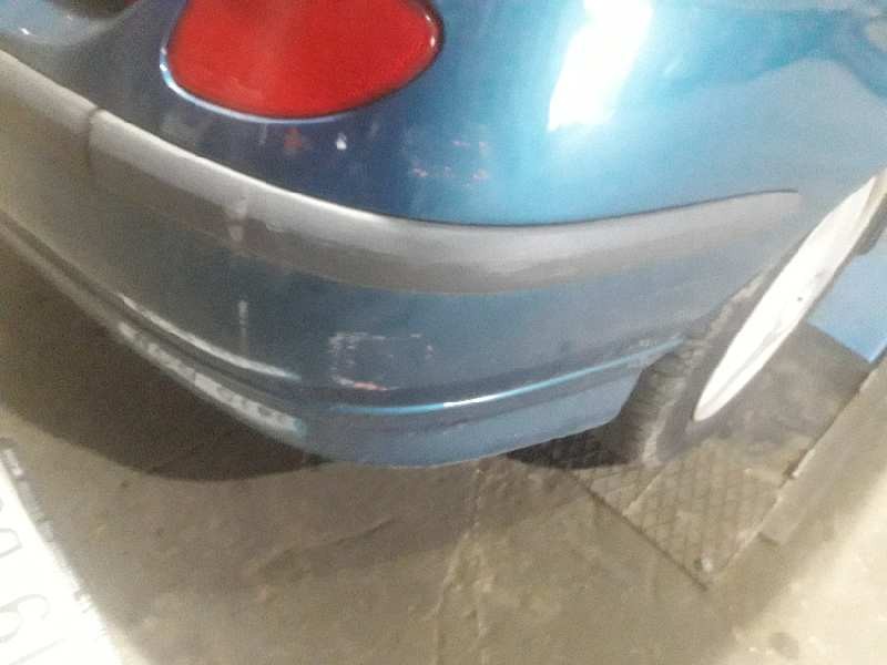 nissan almera tino (v10m) del año 2001