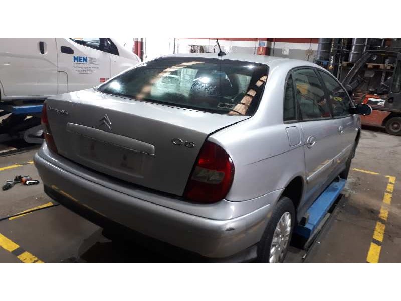 citroën c5 berlina del año 2001