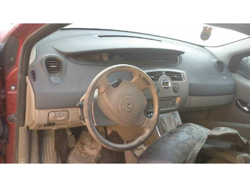 renault scenic ii del año 2005