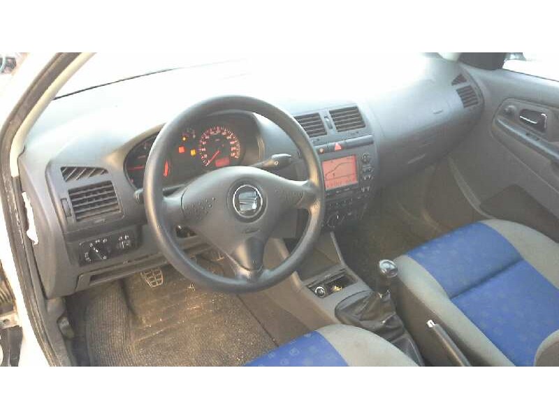seat ibiza (6k1) del año 2002