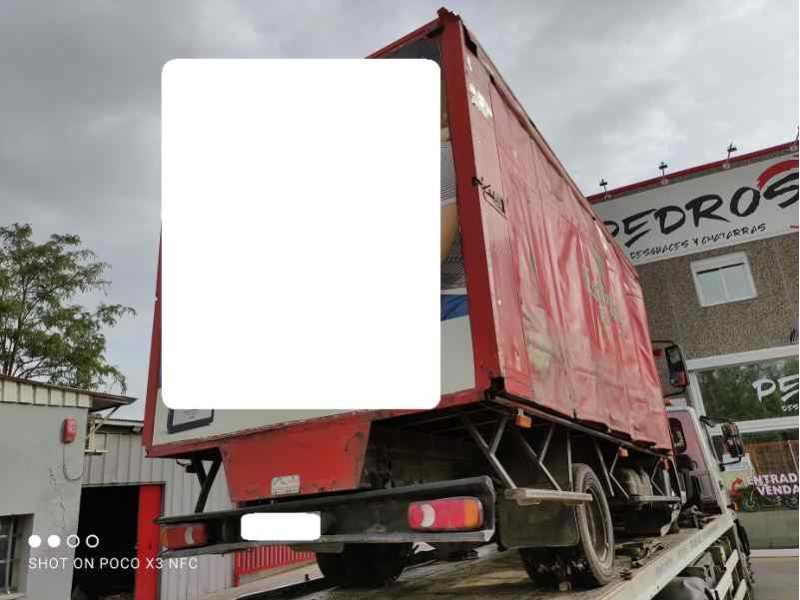 nissan atleon del año 2005