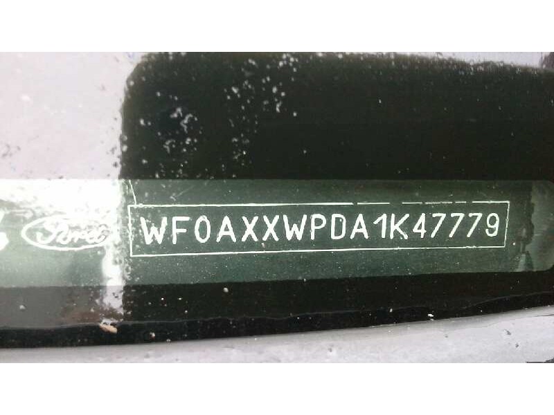 ford focus berlina (cak) del año 2001