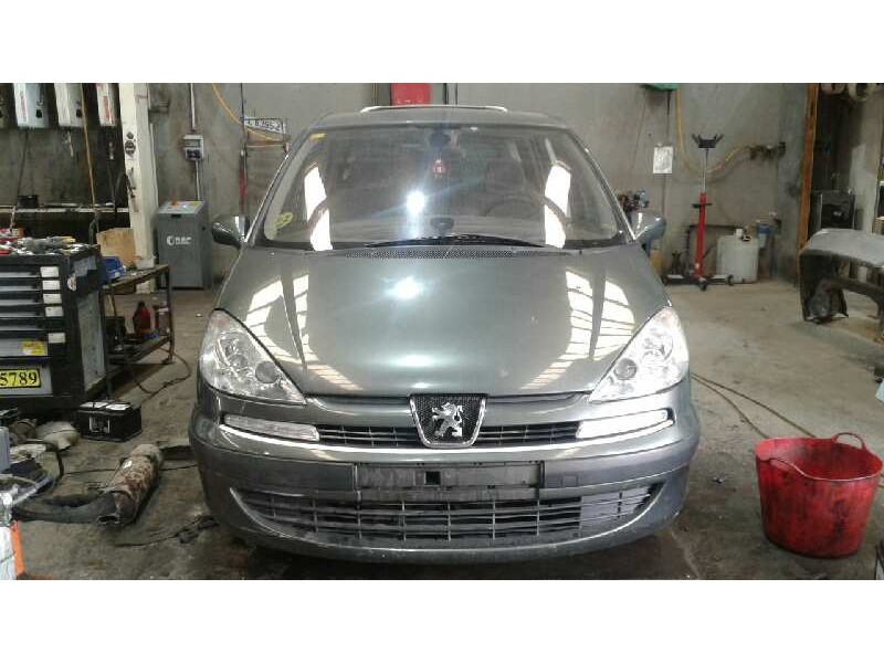 peugeot 807 del año 2006