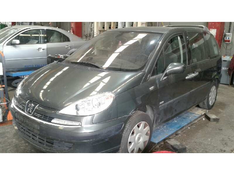 peugeot 807 del año 2006