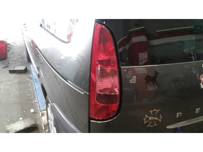 peugeot 807 del año 2006