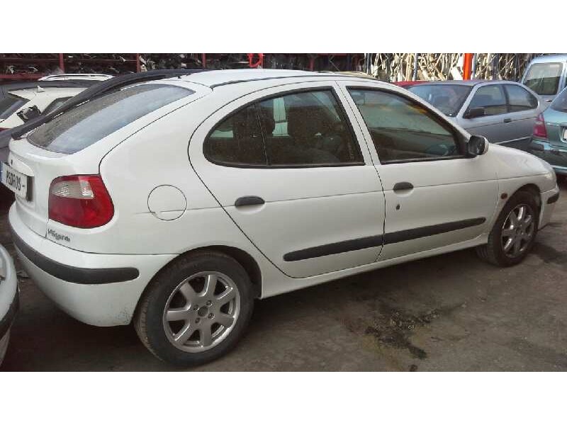 renault megane i fase 2 berlina (ba0) del año 2001