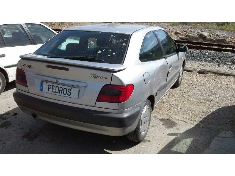 citroën xsara berlina del año 1999