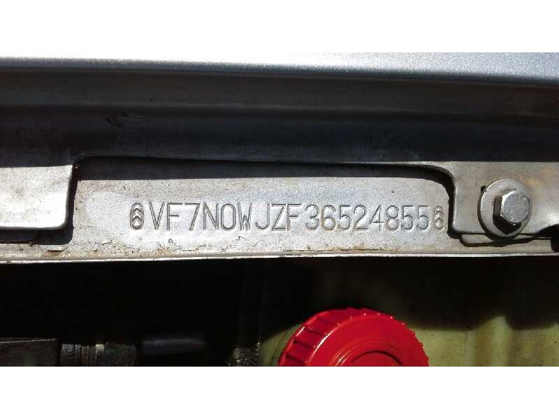 citroën xsara berlina del año 1999