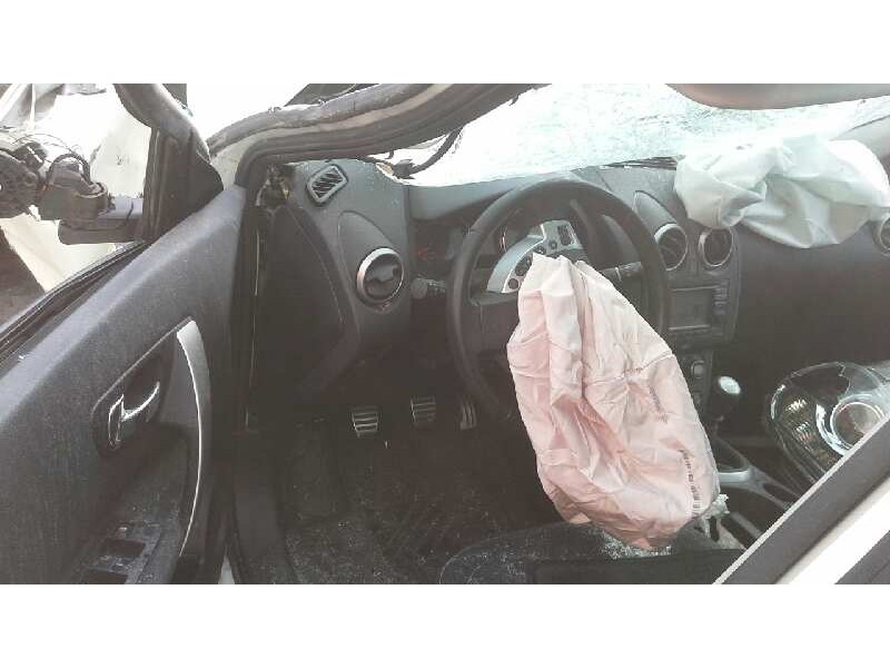 nissan qashqai (j10) del año 2012