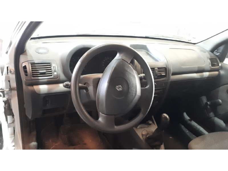 renault clio ii fase ii (b/cb0) del año 2007