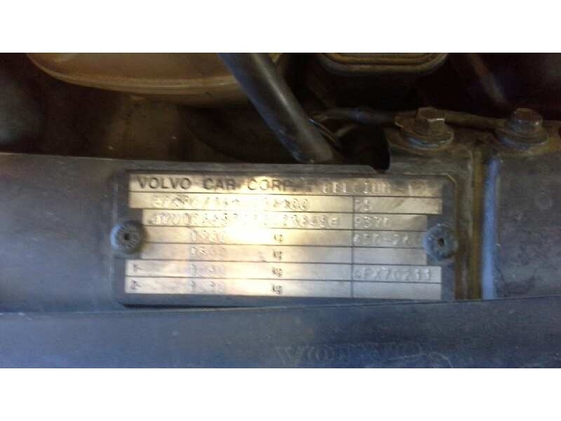 volvo s60 berlina del año 2001