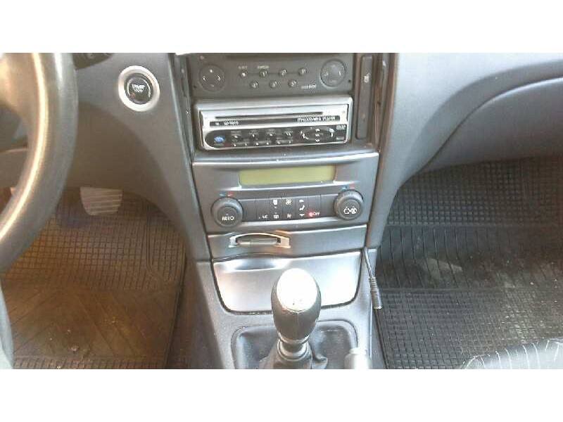 renault laguna ii grandtour (kg0) del año 2003