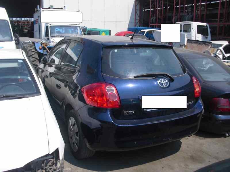 toyota auris del año 2009