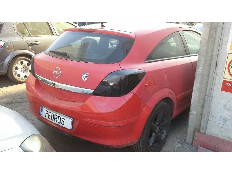 opel astra gtc del año 2005