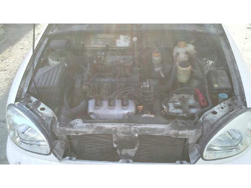 daewoo lanos del año 2002