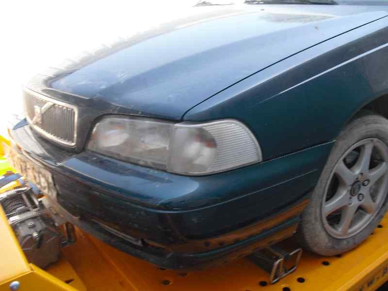 volvo s70 berlina del año 1996