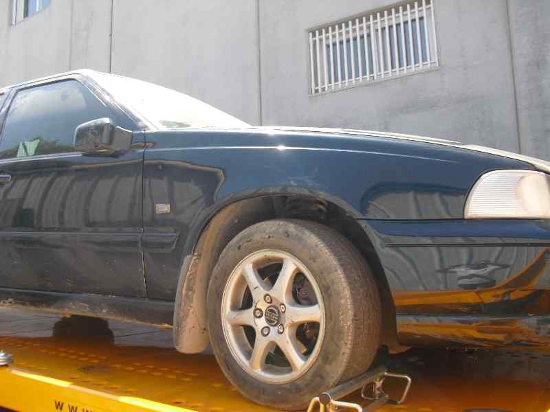 volvo s70 berlina del año 1996