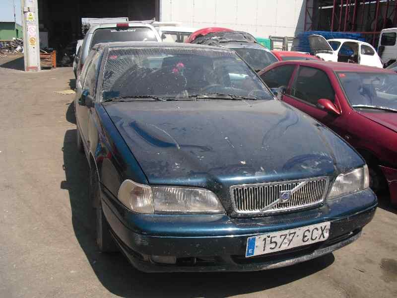 volvo s70 berlina del año 1996