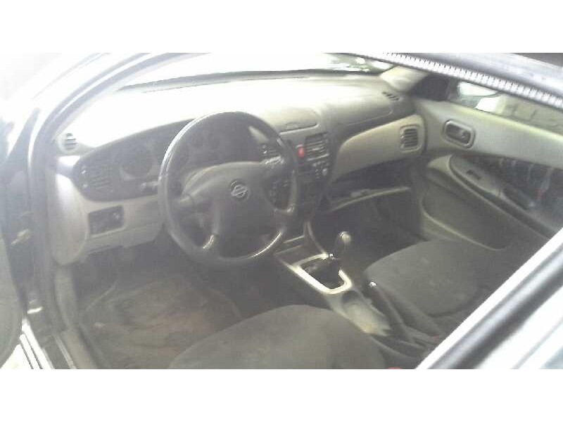 nissan almera (n16/e) del año 2001