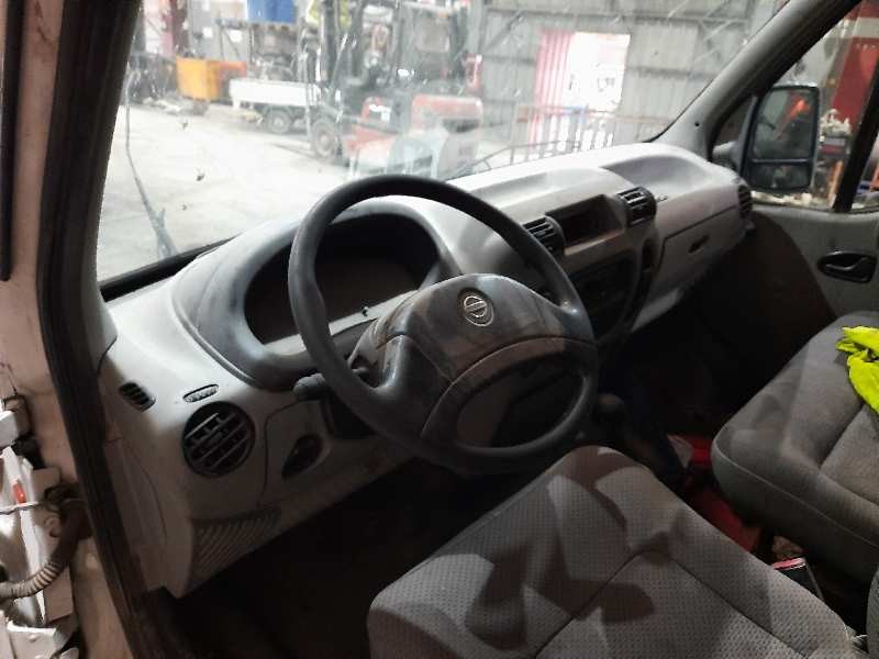 nissan interstar (x70) del año 2003