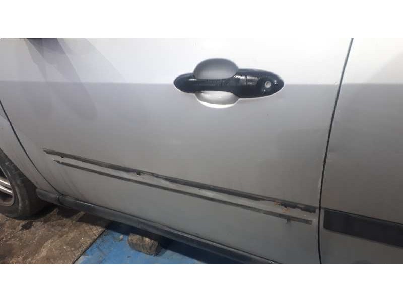 ford focus berlina (cak) del año 1999