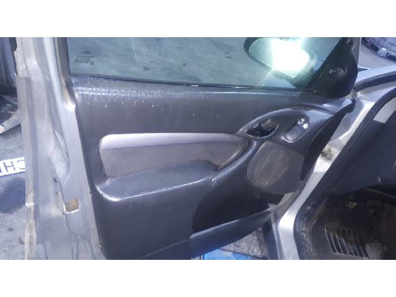 ford focus berlina (cak) del año 1999