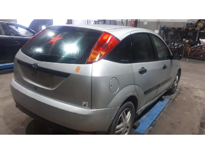 ford focus berlina (cak) del año 1999