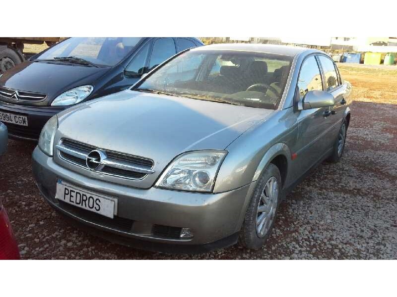 opel vectra c berlina del año 2003