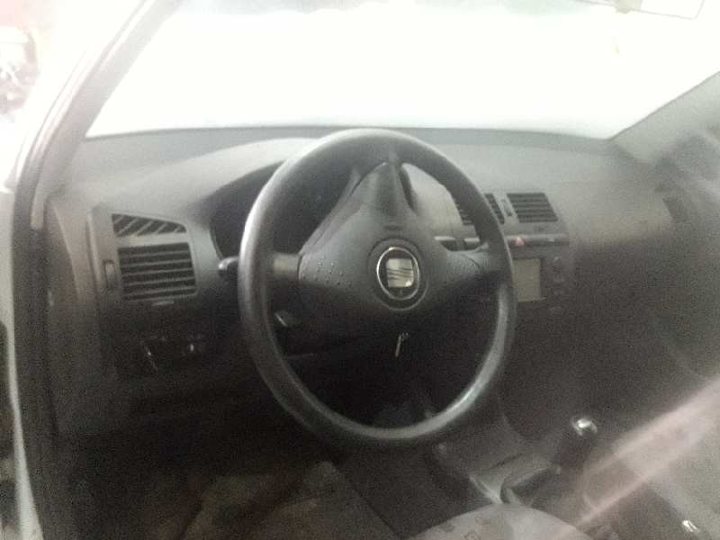 seat ibiza (6k1) del año 2001