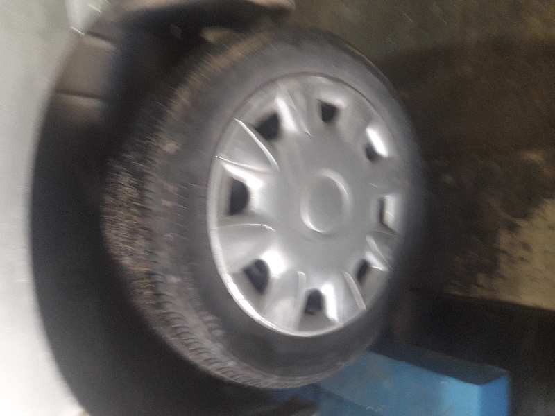 seat ibiza (6k1) del año 2001