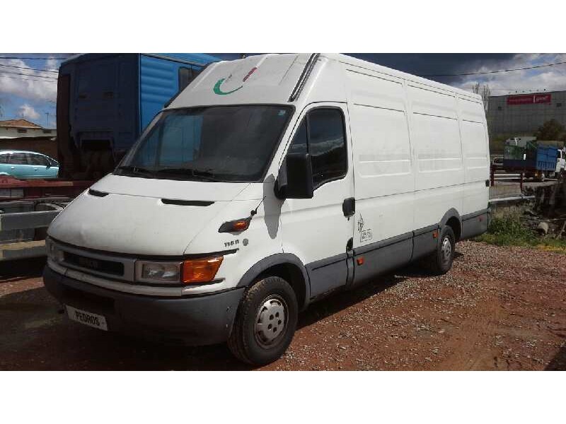 iveco daily caja cerrada (1999 =>) del año 2000