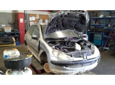 peugeot 206 berlina del año 2002 2