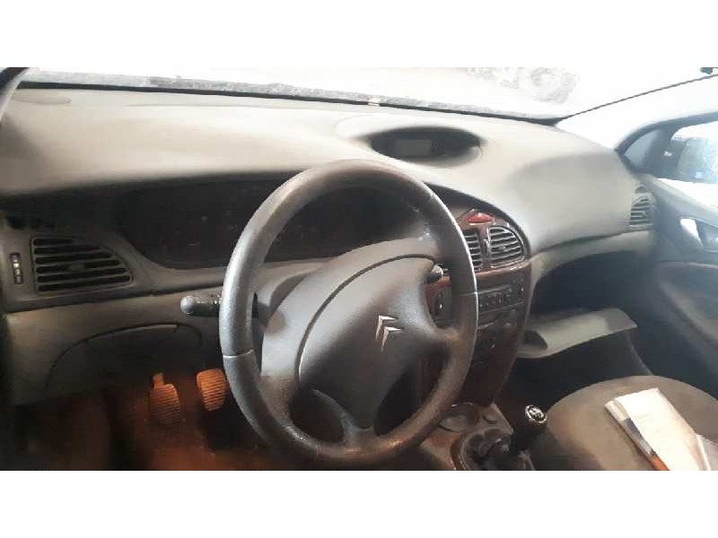 citroën c5 berlina del año 2002