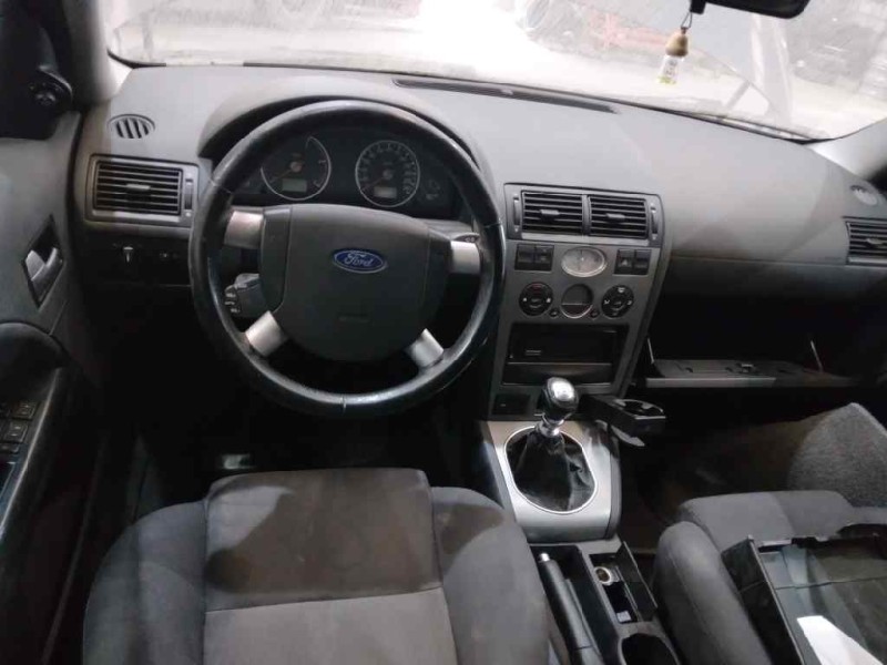 ford mondeo berlina (ge) del año 2002