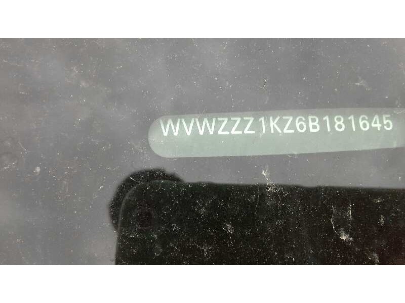 volkswagen golf v berlina (1k1) del año 2006