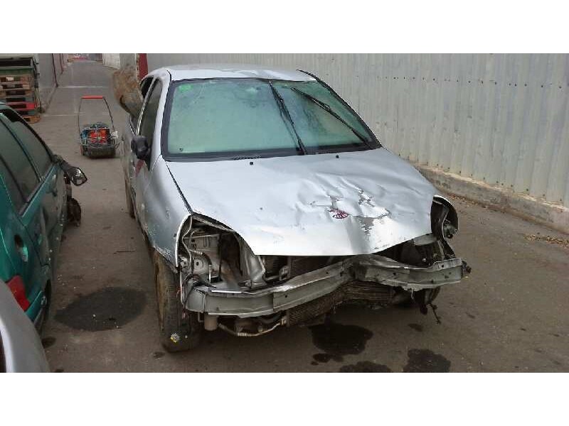 renault clio ii fase ii (b/cb0) del año 2008