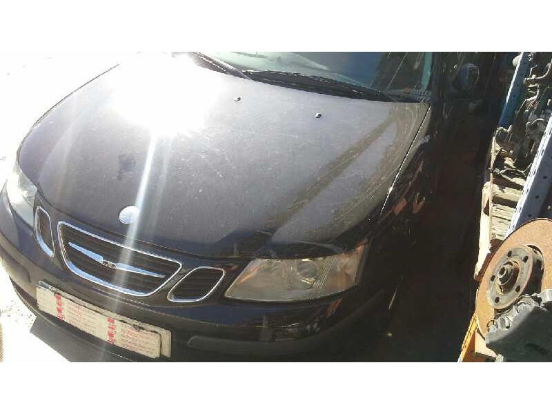 saab 9-3 berlina del año 2004